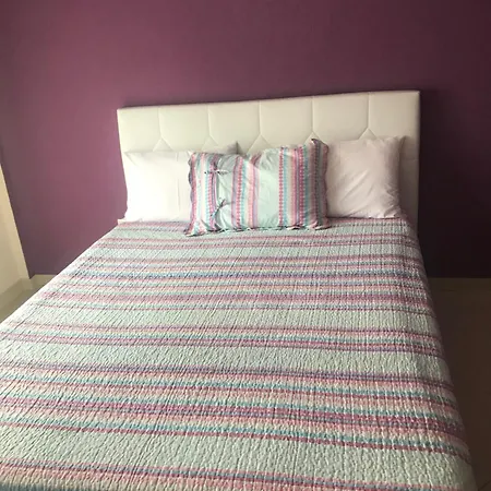 Rias House Lägenhet Néa Péramos